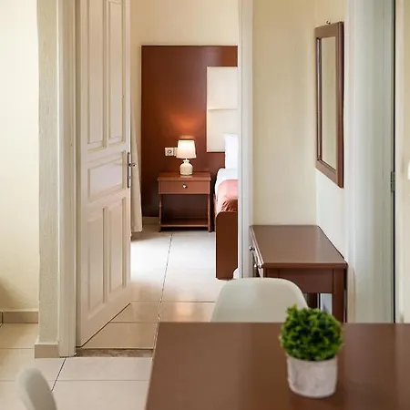 Sofia Apartahotel 3*